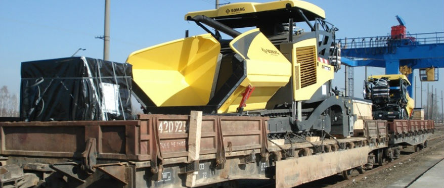 Перевозка асфальтоукладчиков для дилера компании Komatsu в Казахстане